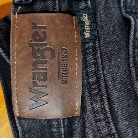 mens Wrangler 32x30 jeans regular fit - Picture 1 of 6